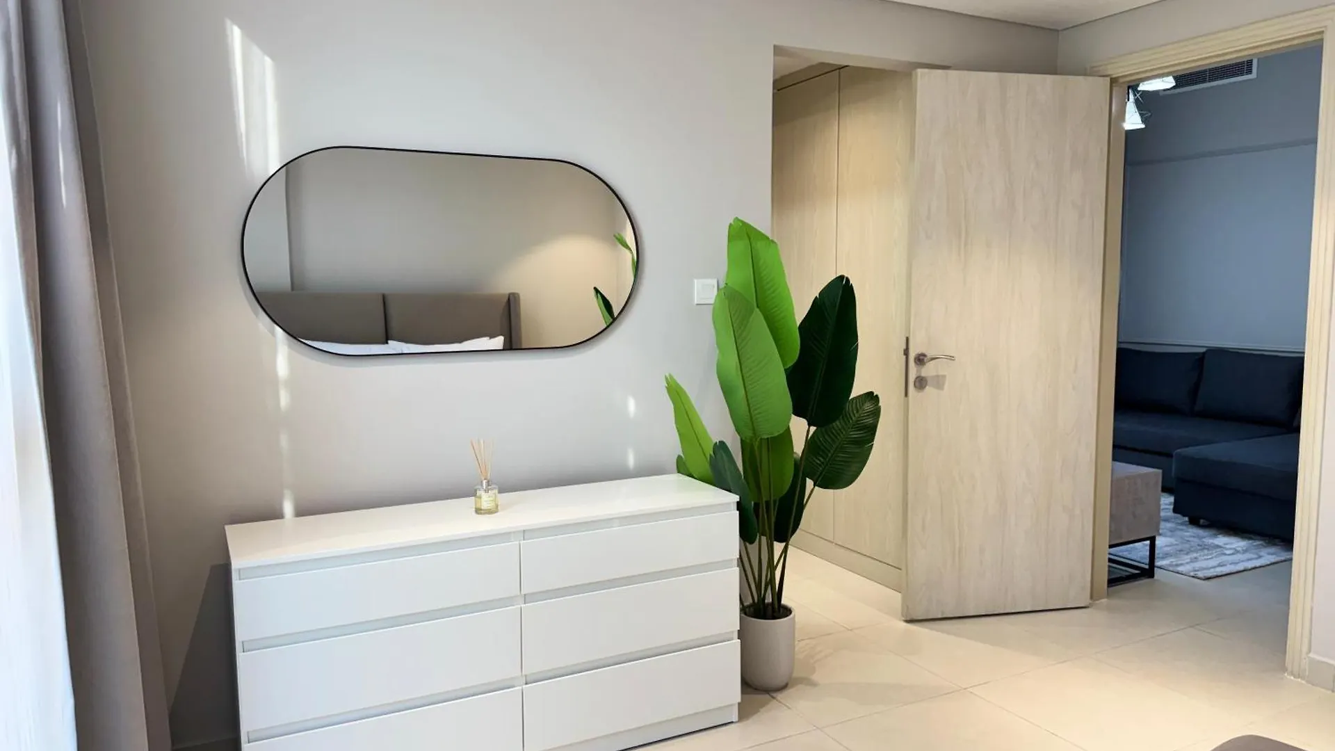 Cozy 1 Bedroom Apartment At Afnan 2 Dubai