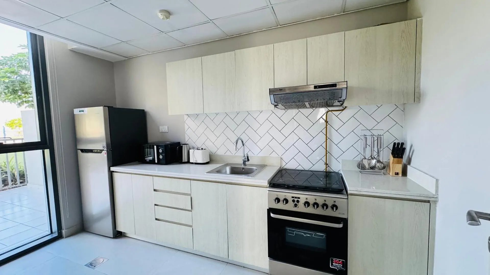 Cozy 1 Bedroom Apartment At Afnan 2 Dubai